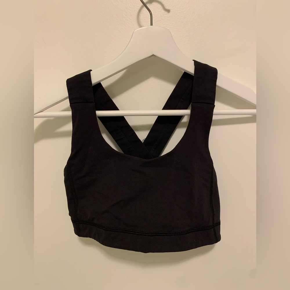 Lululemon black sports bra